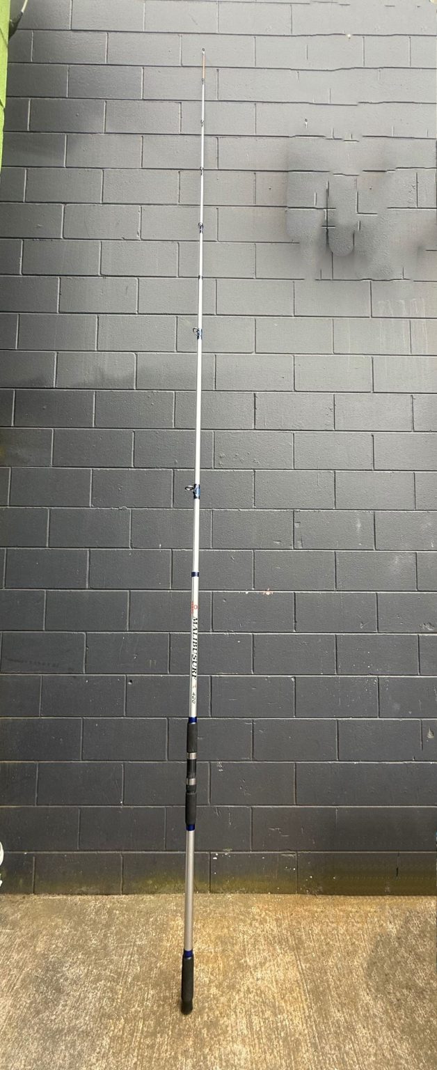 Fishing Rod with Reel , rod 3 piece 4.2m , reel fx900