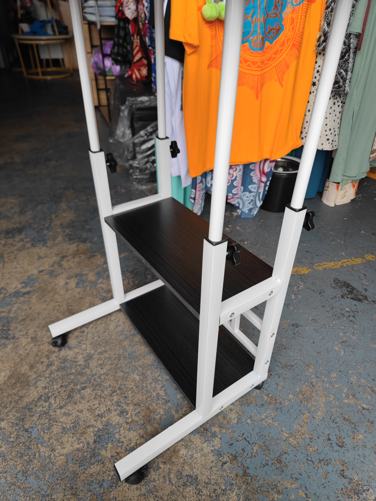 Portable Table with Wheels , Adjustable Table with Wheels