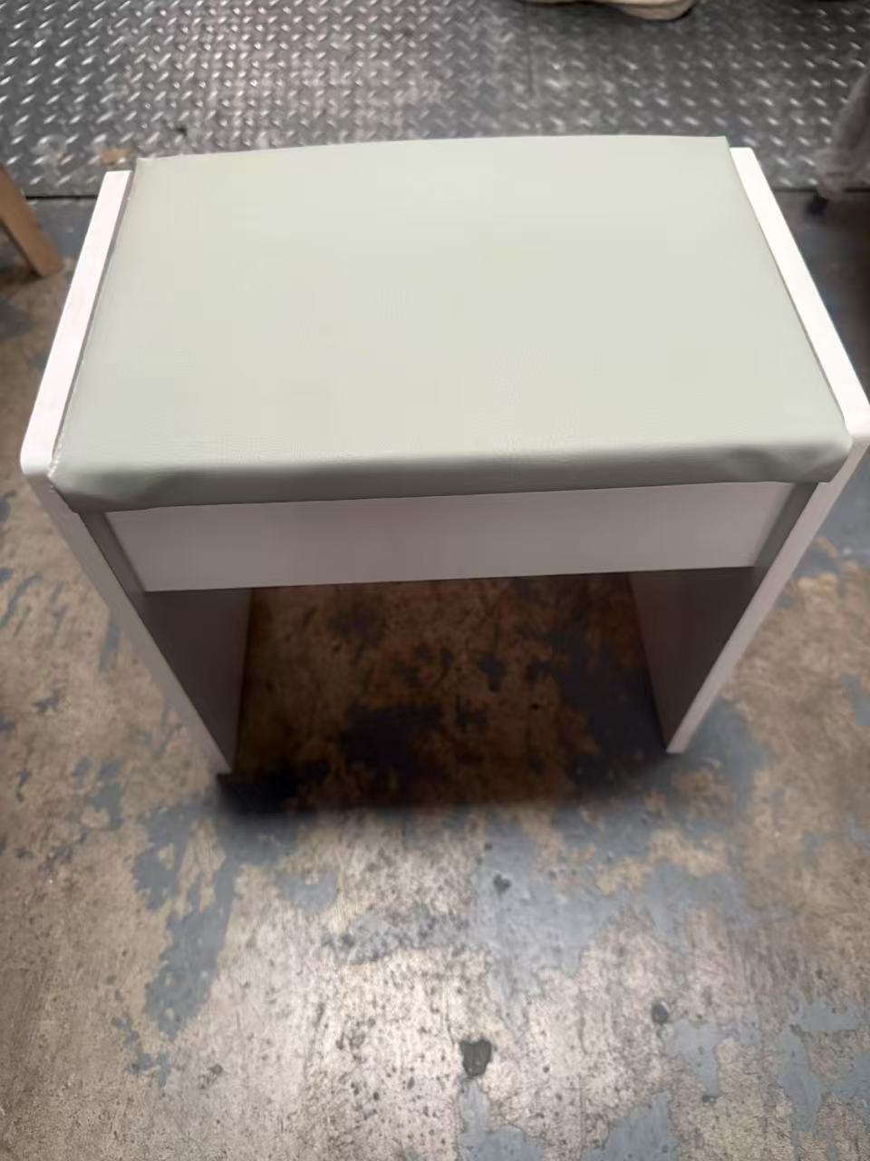 Dressing table with mirror Stool