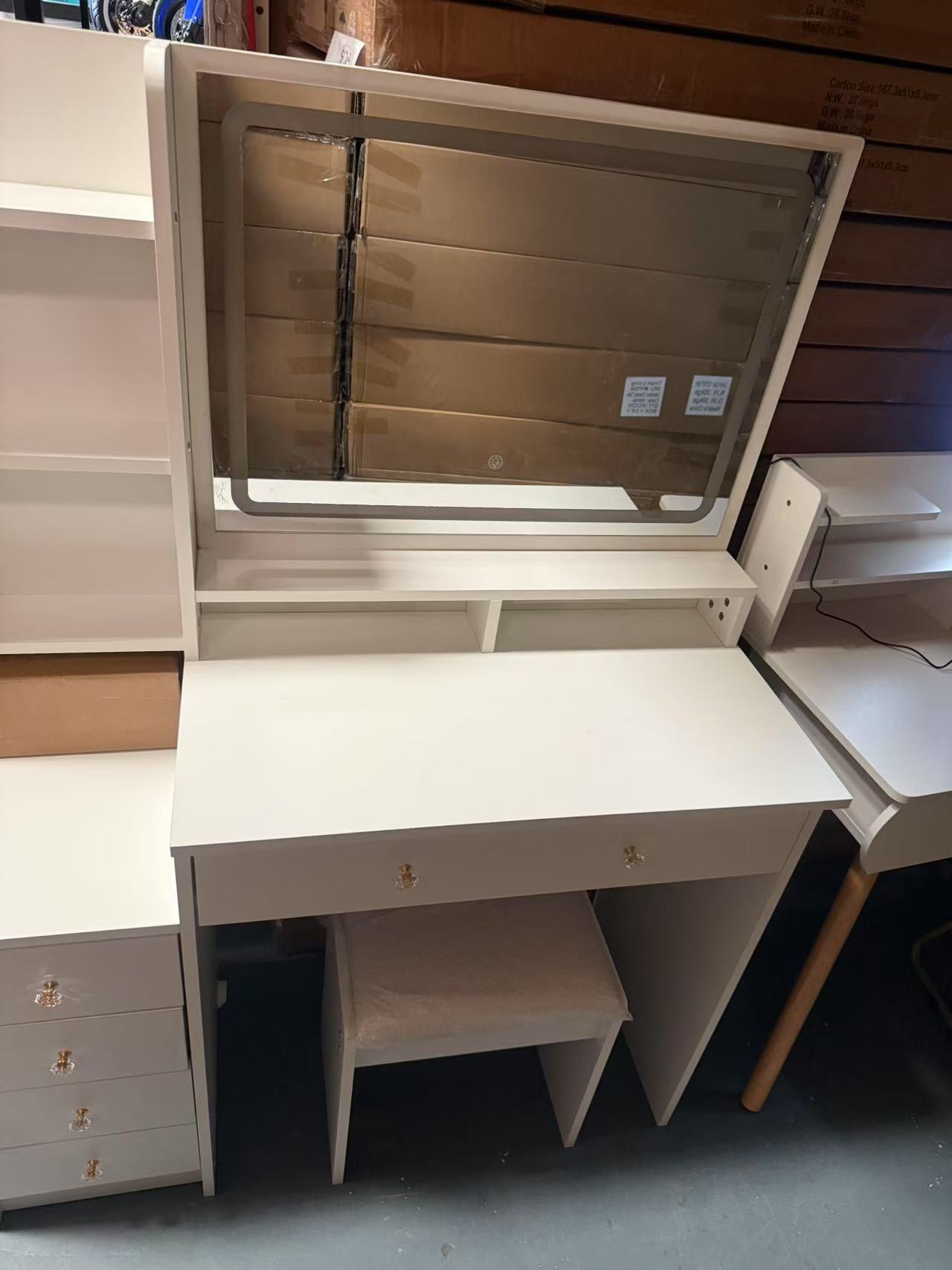 Dressing table with LED LIGHT mirror and stool