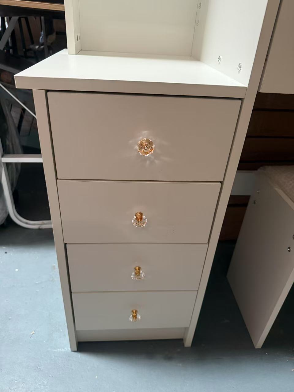 Dressing table with LED LIGHT mirror and stool