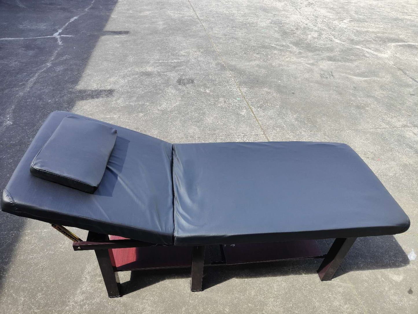 Brand New Massage Bed Massage table